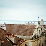 The Lisboans * Lisboa